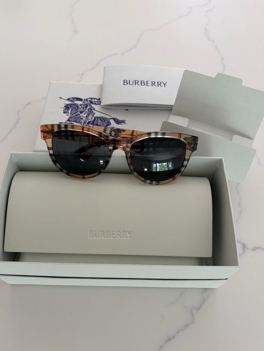 Burberry Authentic BE4432U Vintage Check Sunglasses Color 412287 New in Box